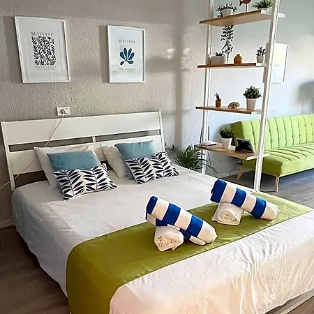Coral Bay Port Royale Hotel